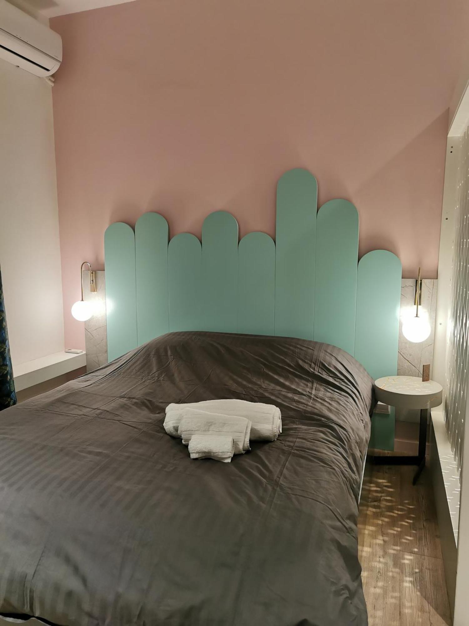 Unique City Centre Apartments Nikosia Bagian luar foto